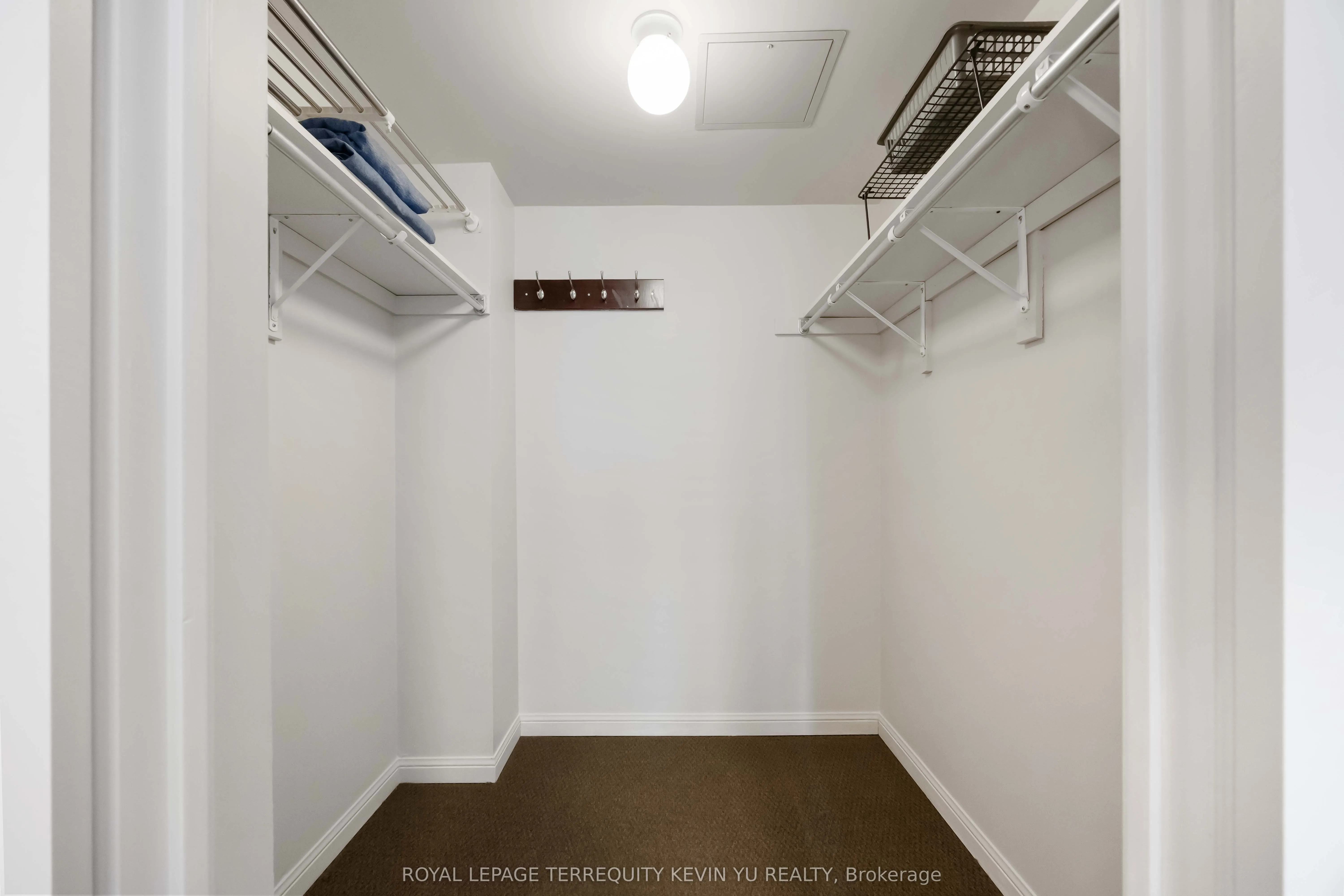 8 Foundry Avenue, #163
