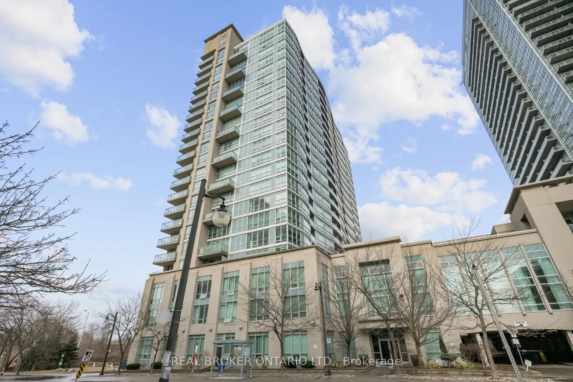 185 Legion Road N, #608