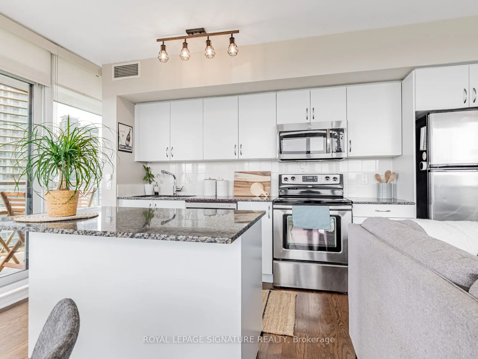 15 Legion Road, #1804