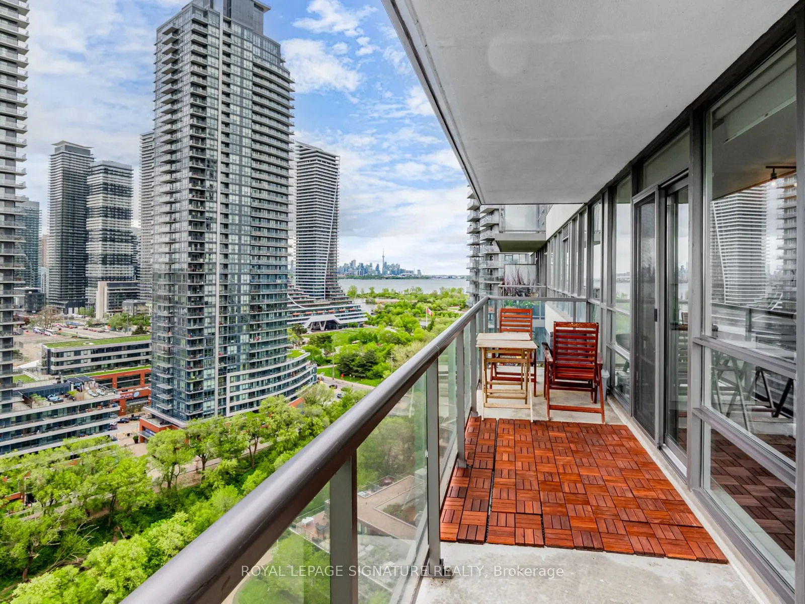 15 Legion Road, #1804