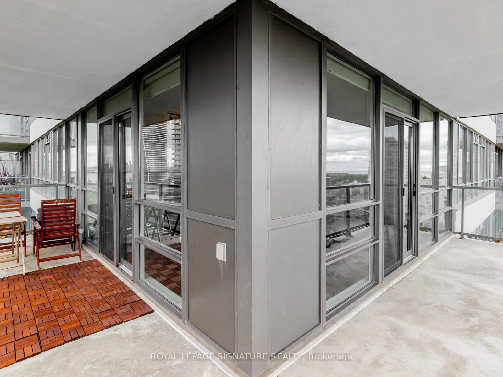 15 Legion Road, #1804