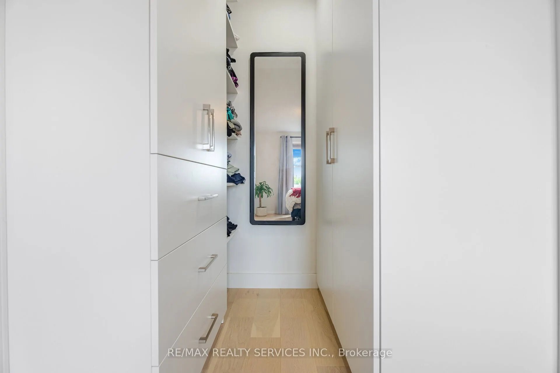 900 Brassard Circle