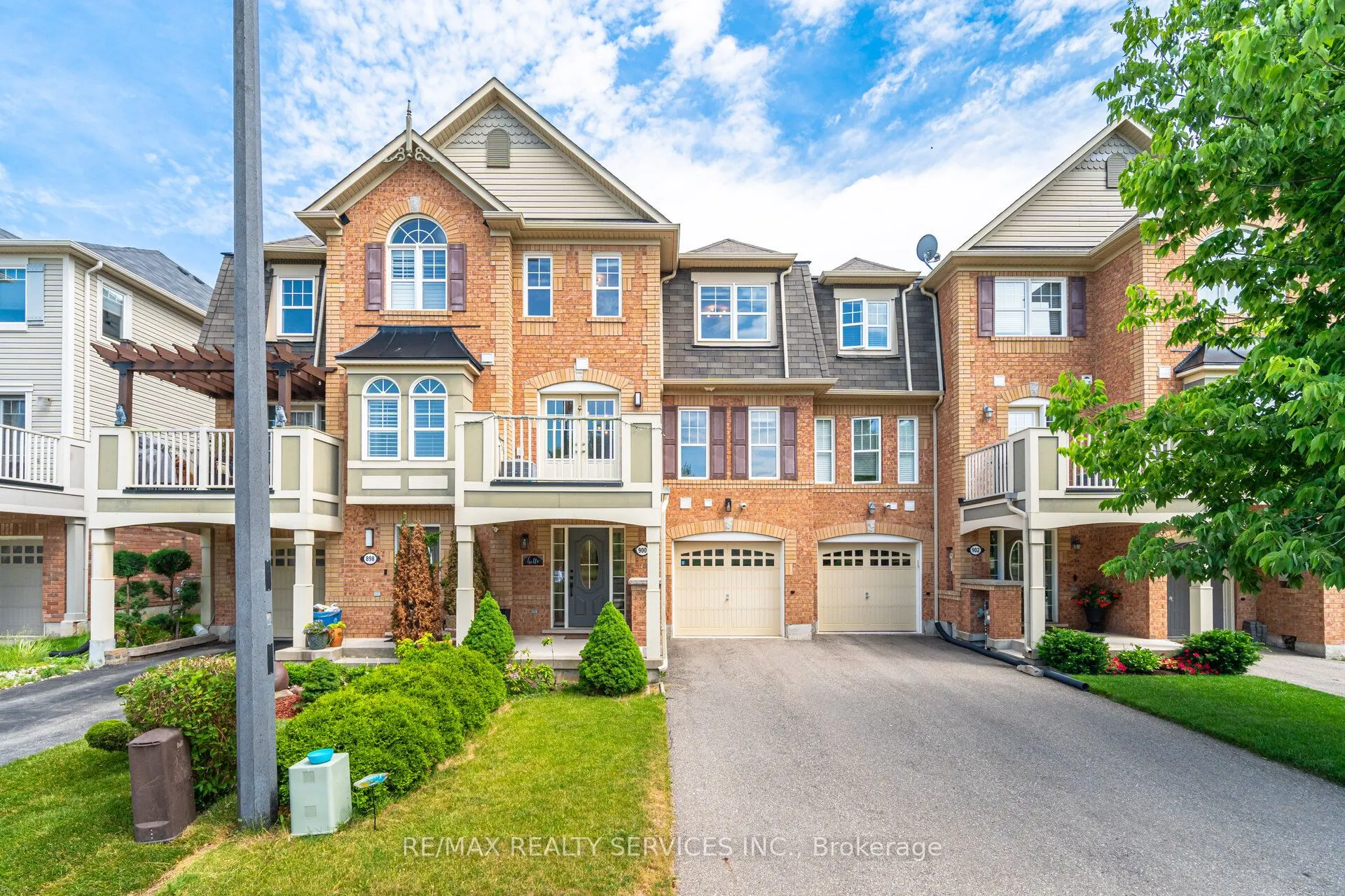 900 Brassard Circle