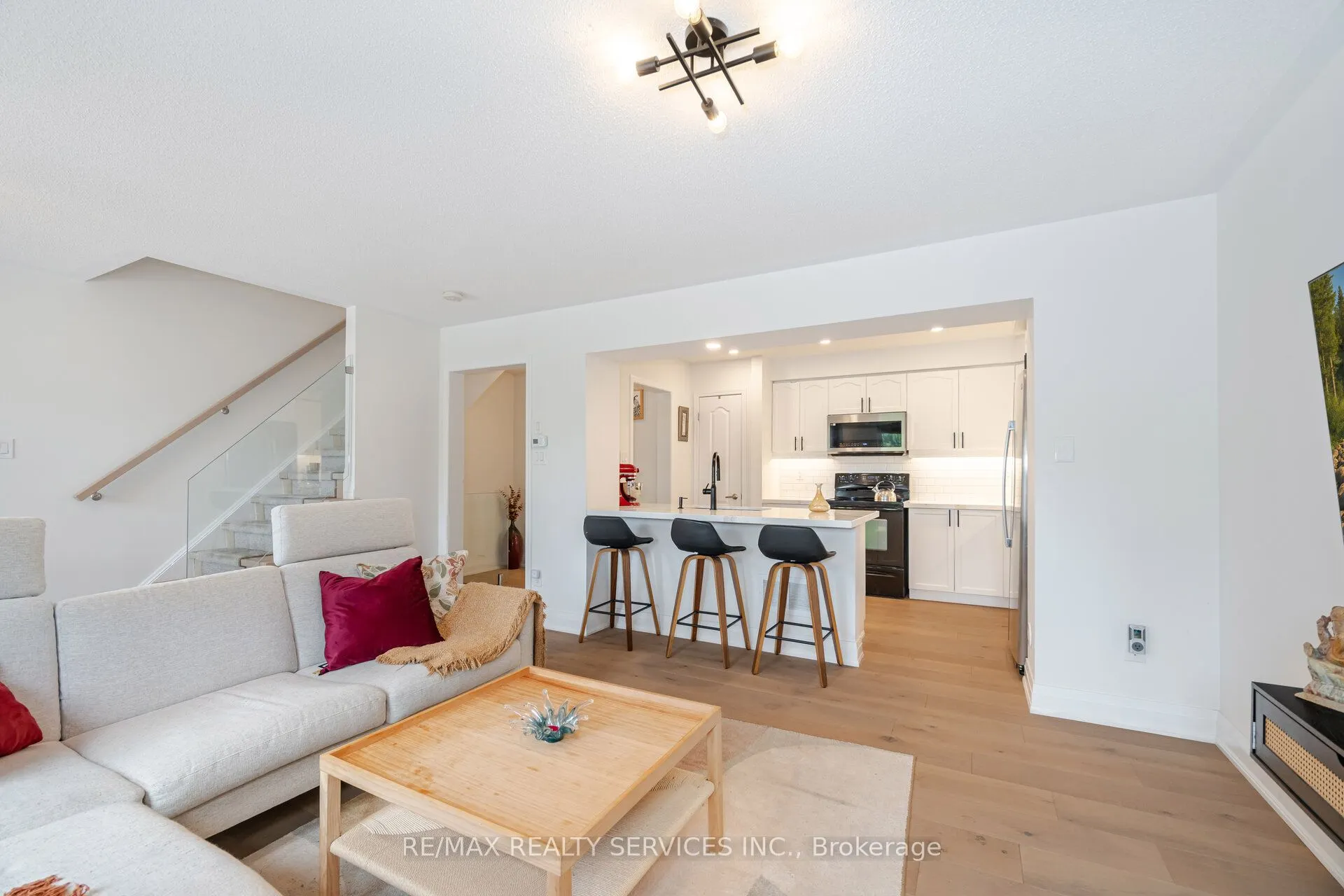 900 Brassard Circle