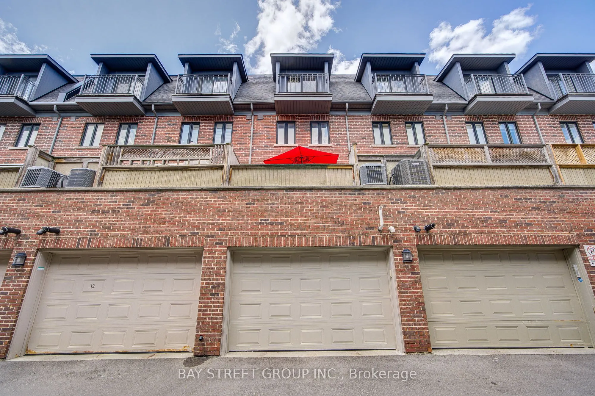 37 Lobo Mews