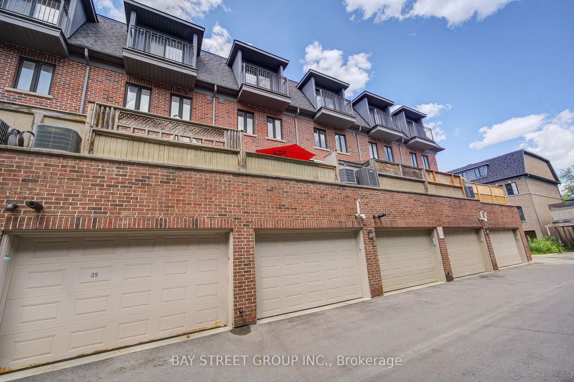 37 Lobo Mews