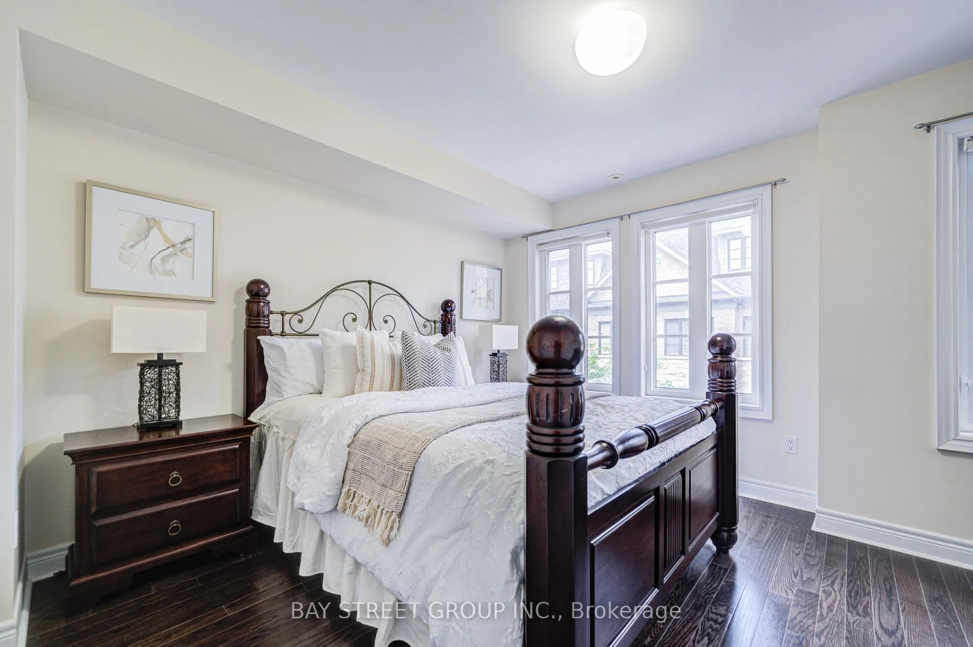 37 Lobo Mews