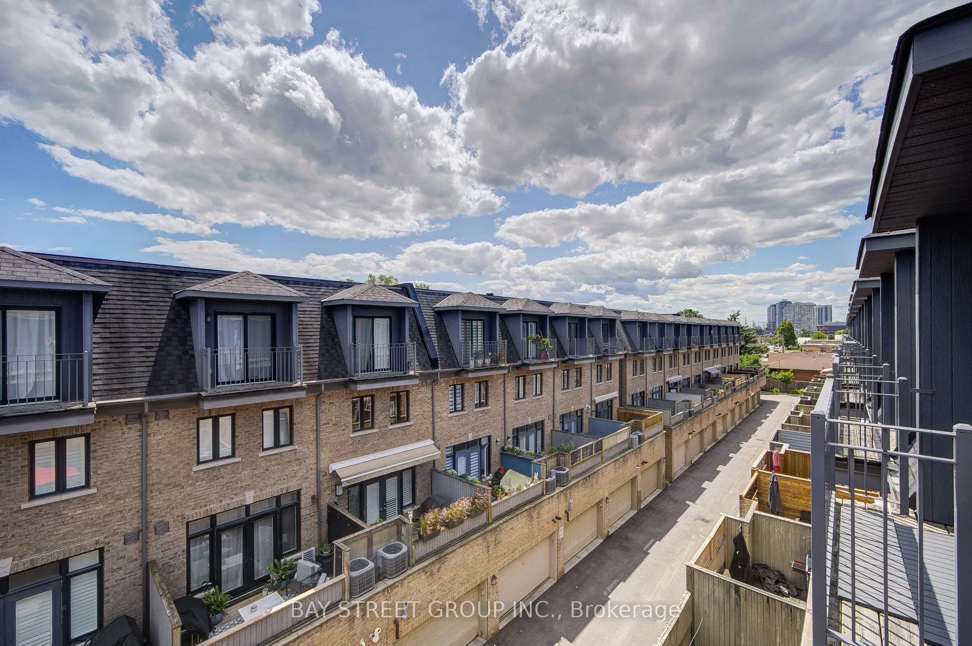 37 Lobo Mews