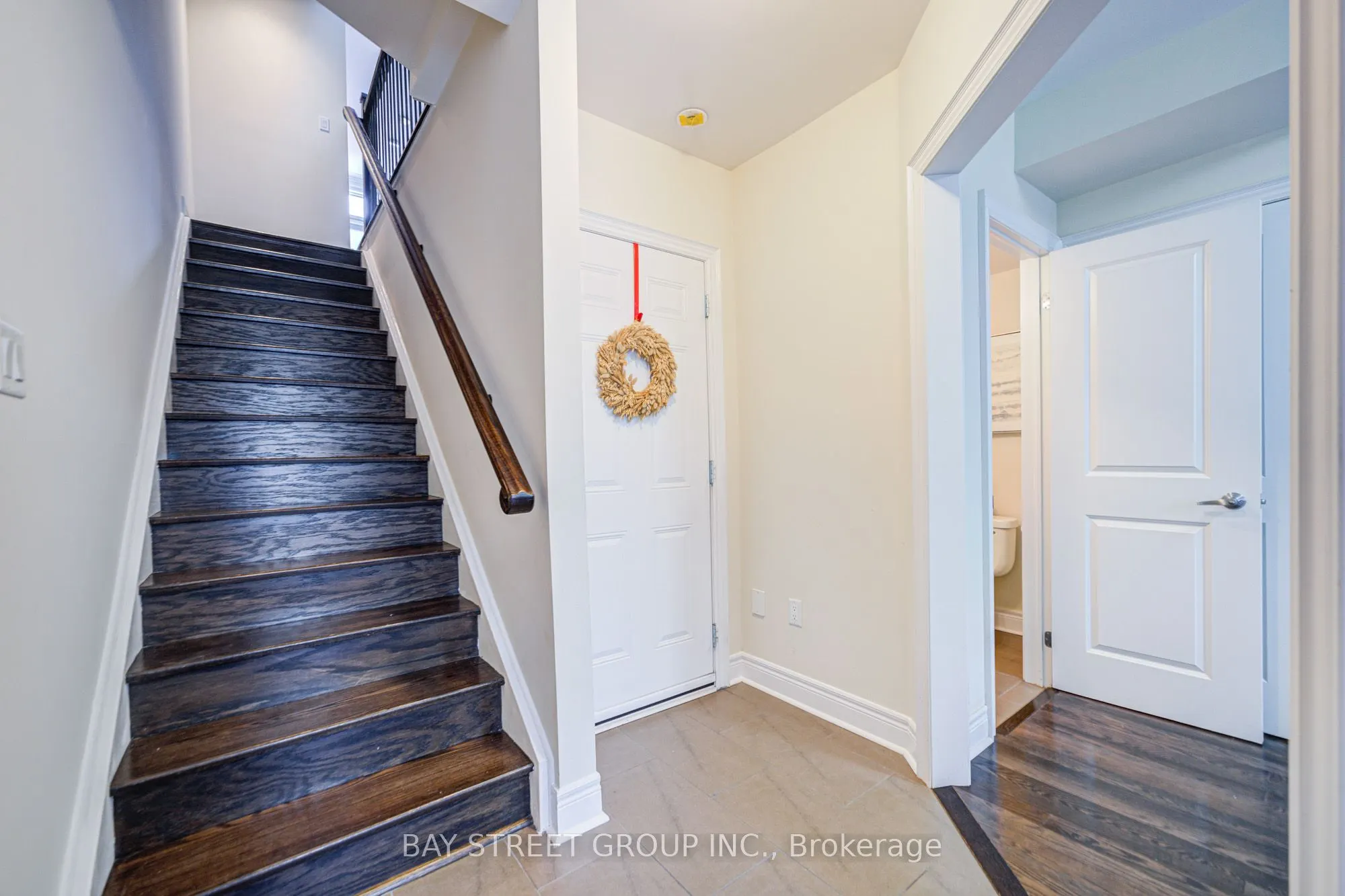 37 Lobo Mews