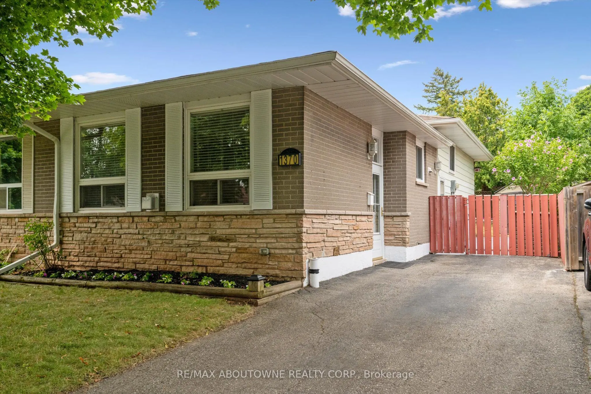 1370 Roylen Road