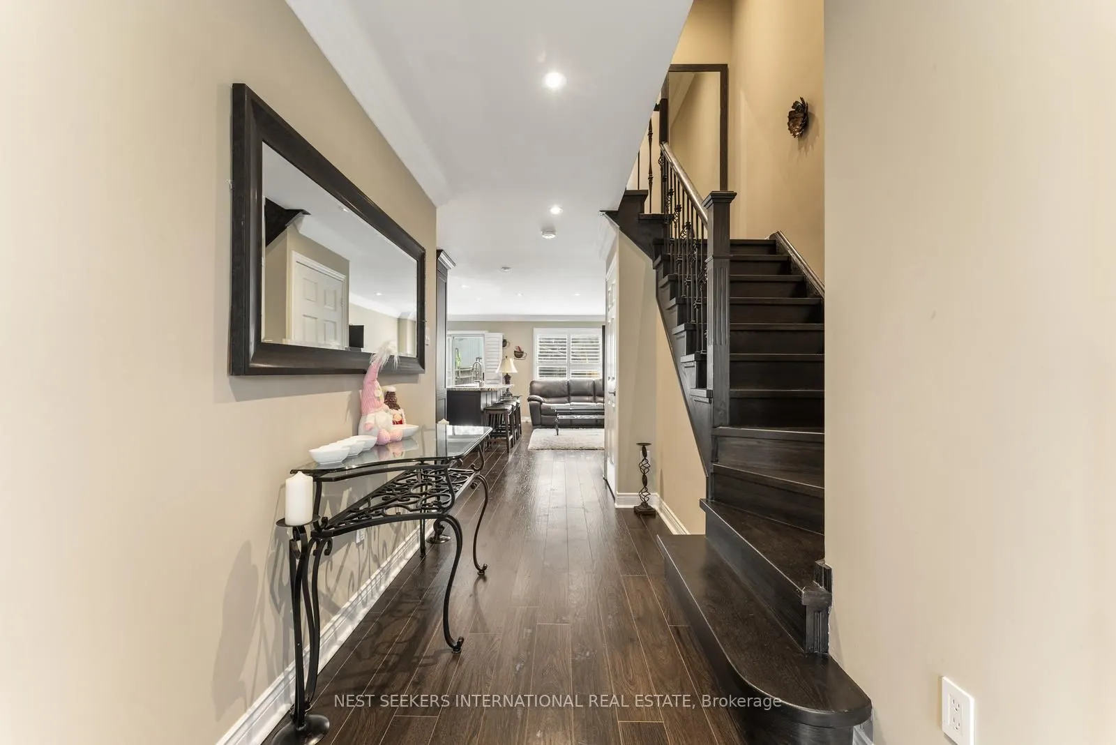 46 Waterbury Street