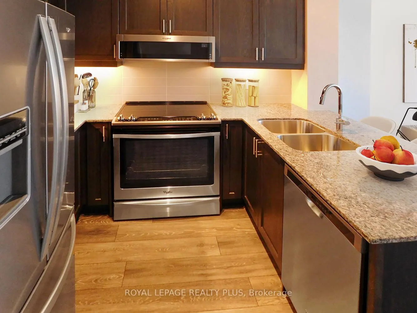 1050 Main Street E, #208