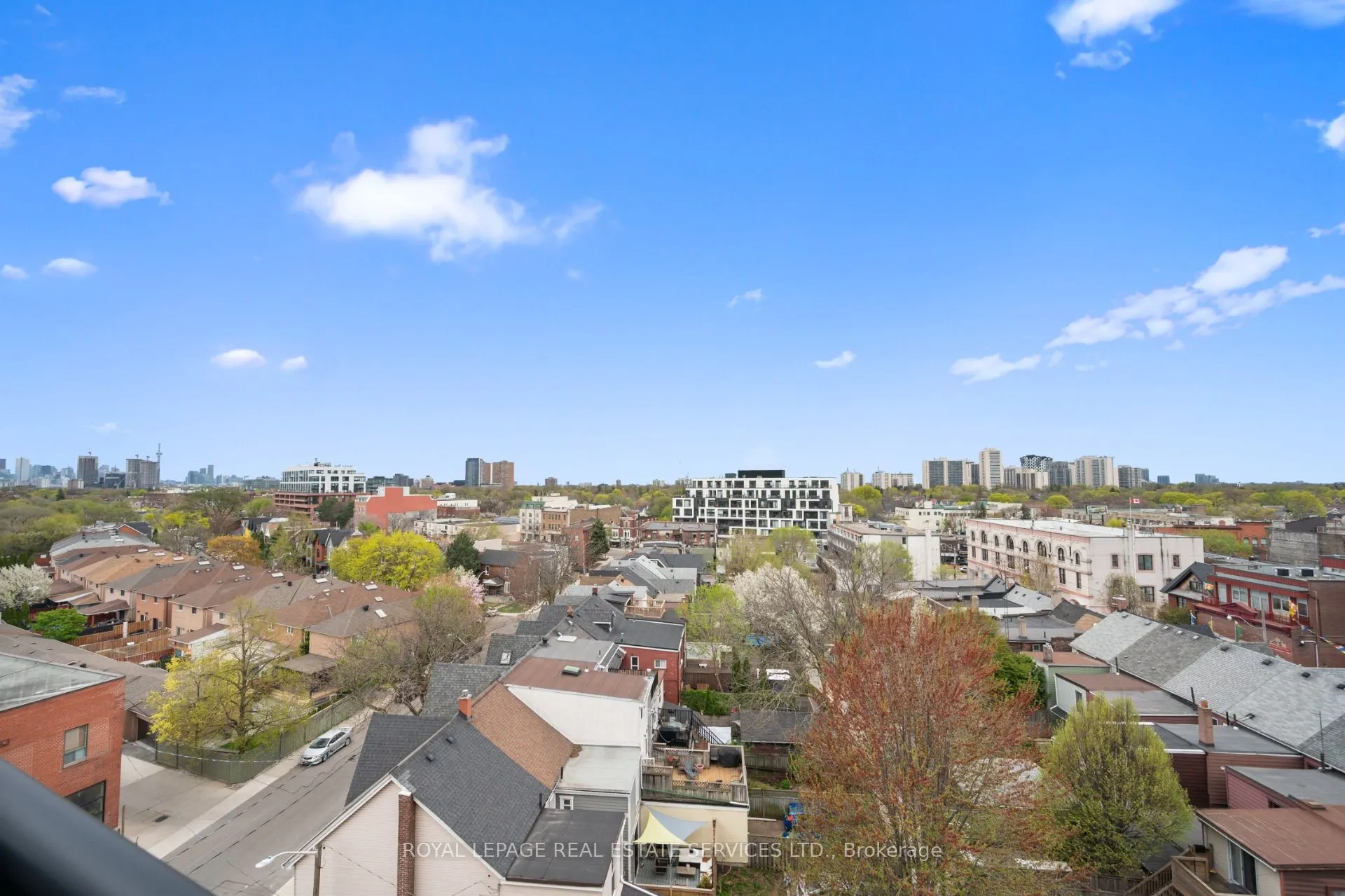 61 Heintzman Street, #812