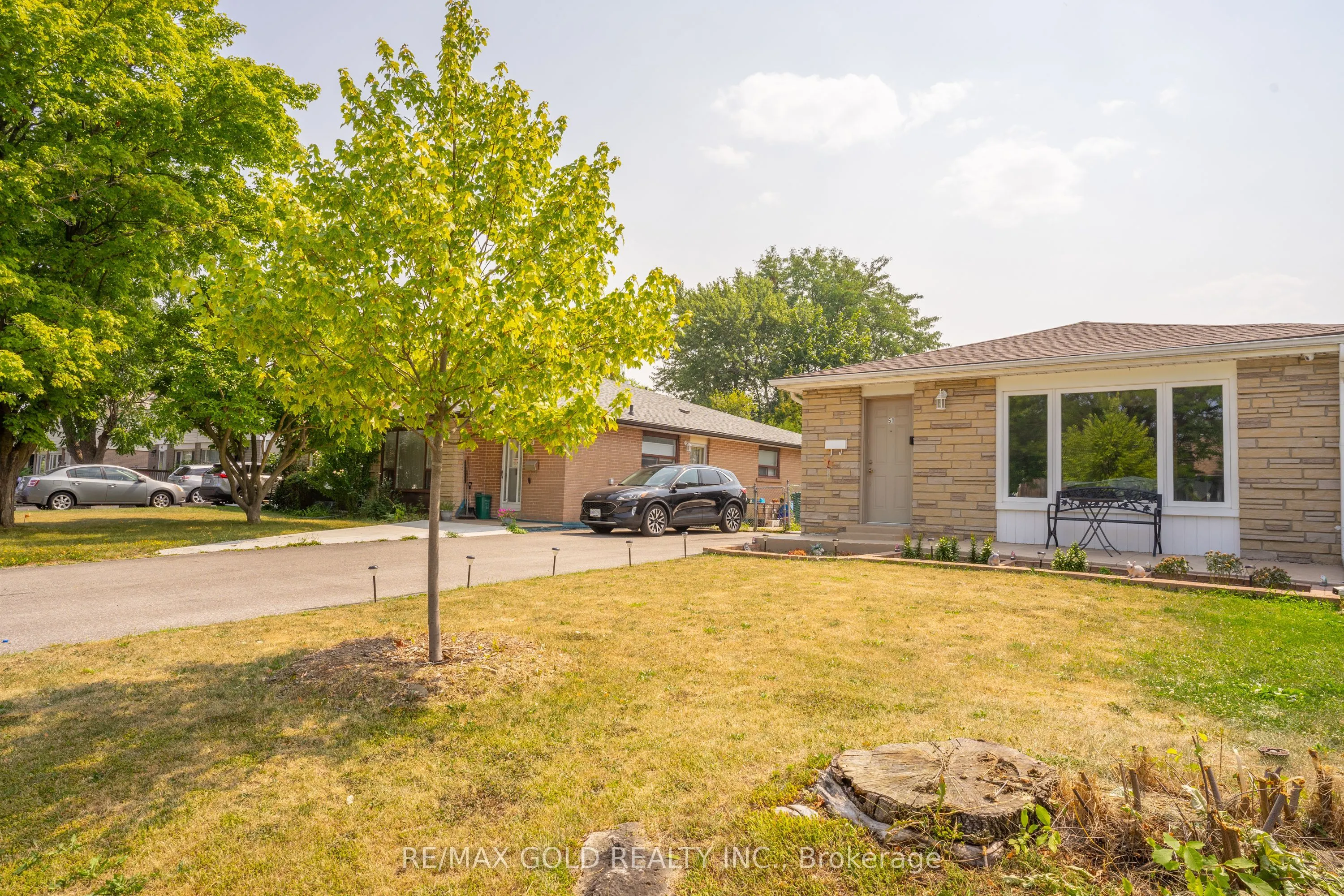 51 Davenport Crescent