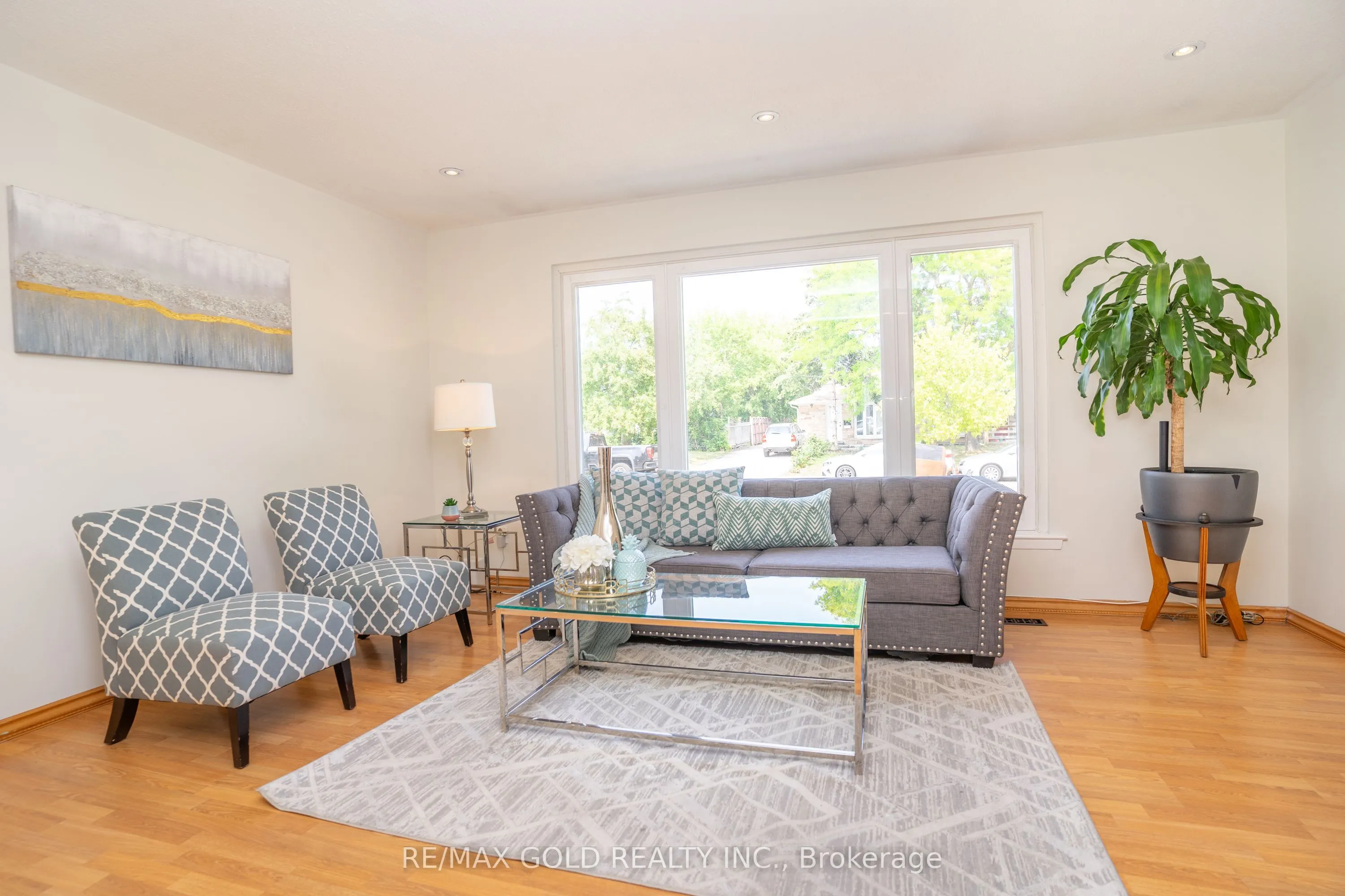 51 Davenport Crescent