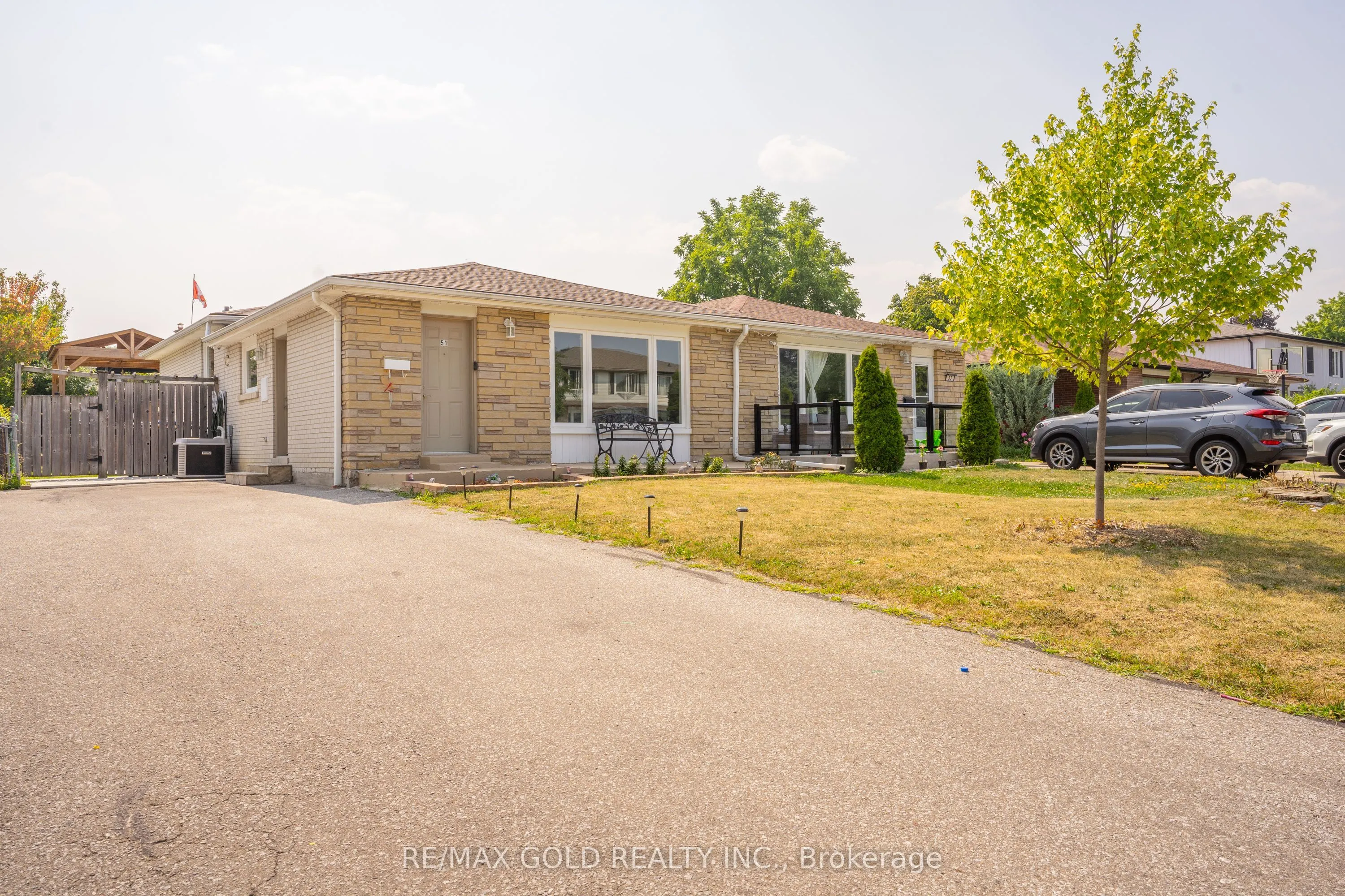 51 Davenport Crescent