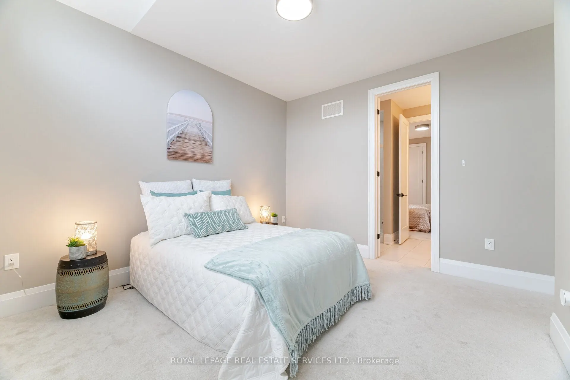 1471 Everest Crescent