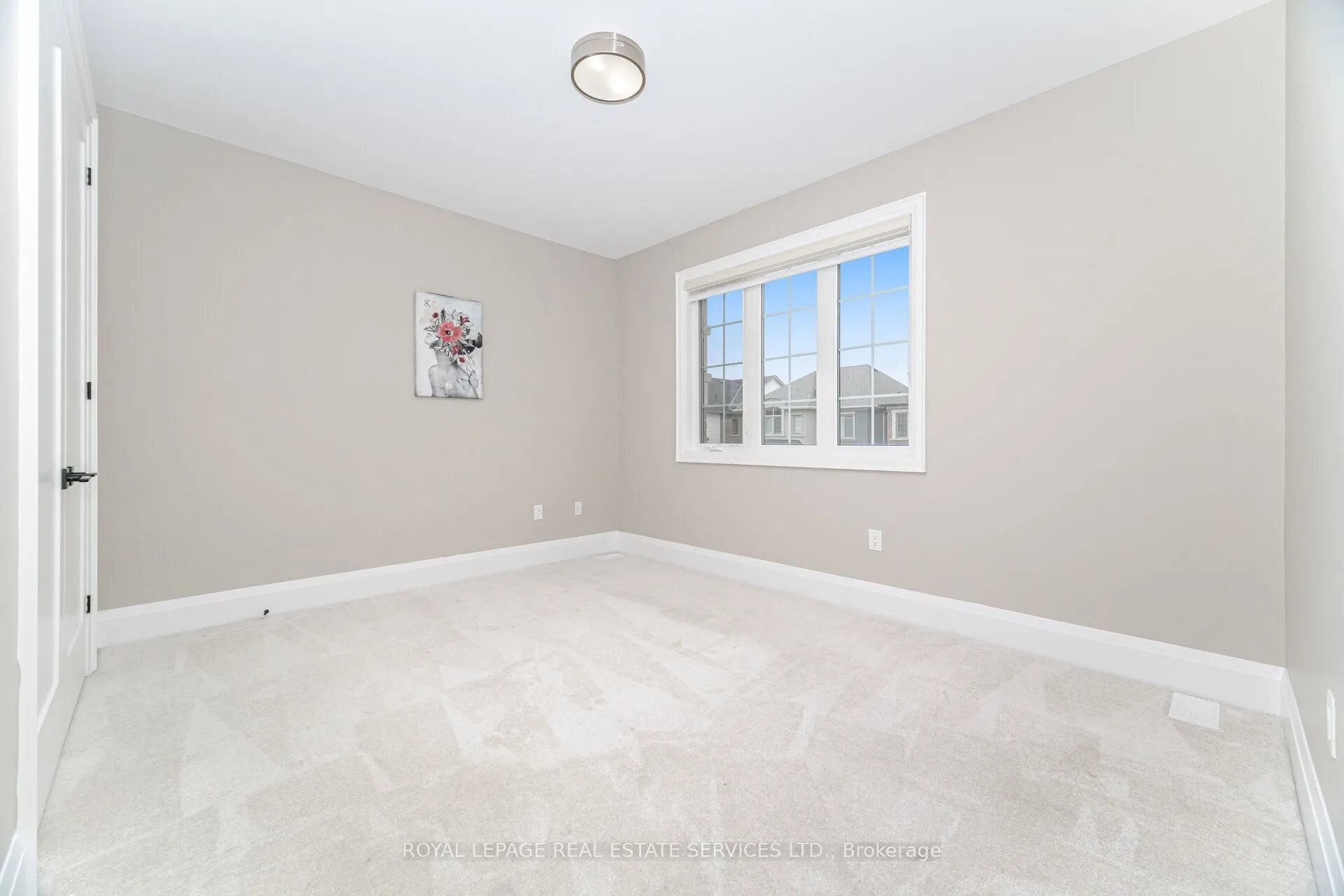 1471 Everest Crescent