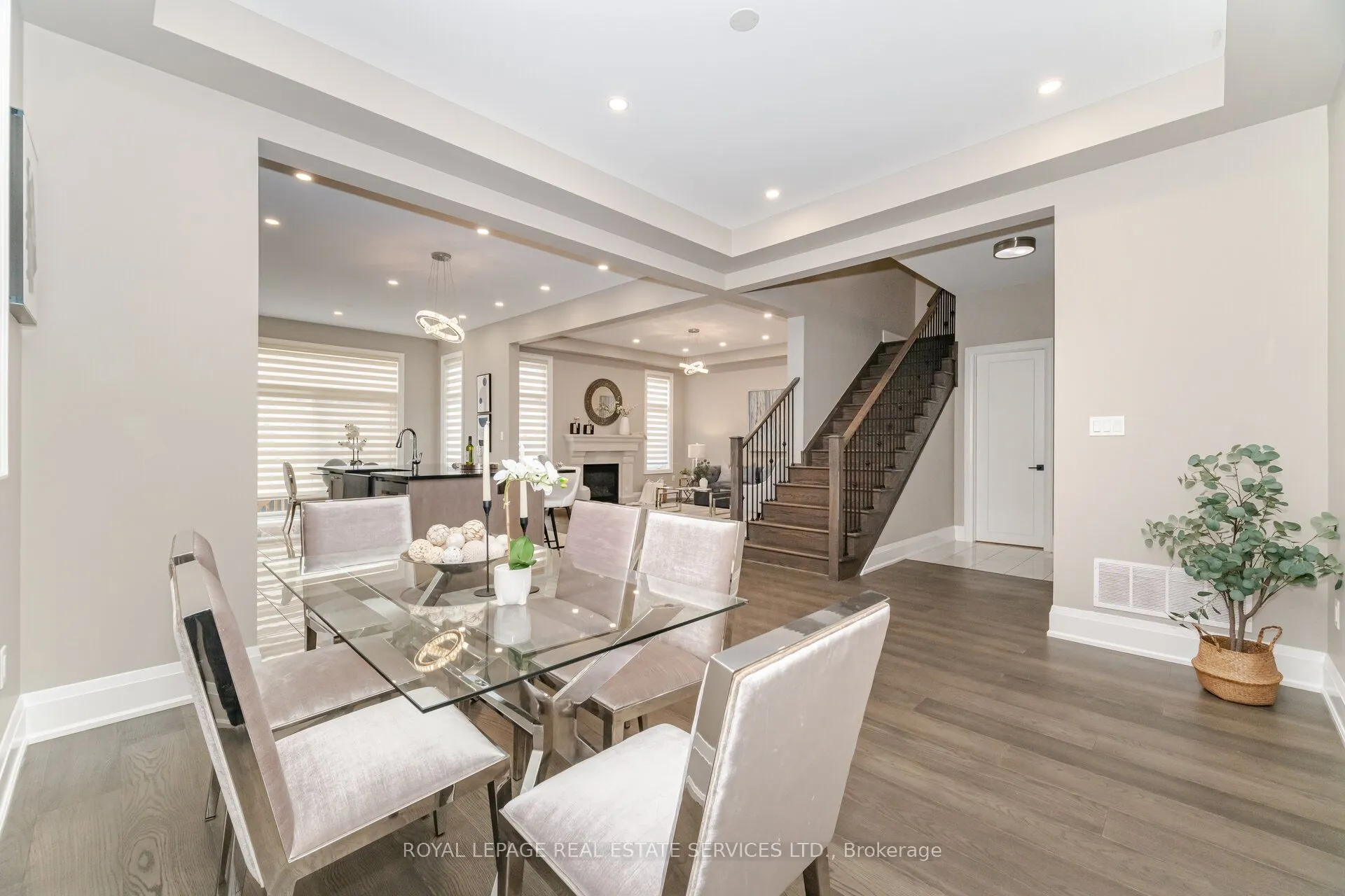 1471 Everest Crescent