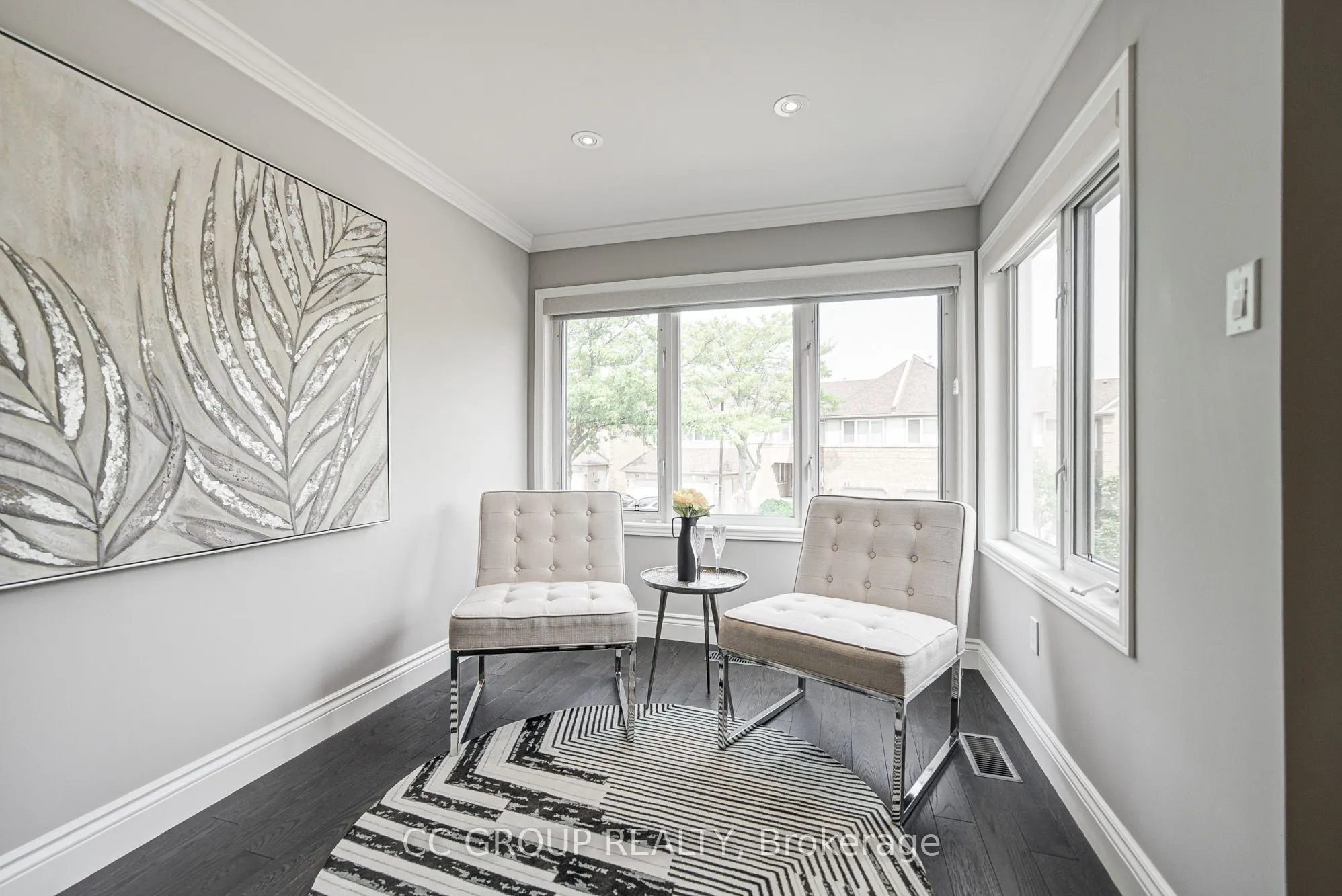 2555 Thomas Street, #67