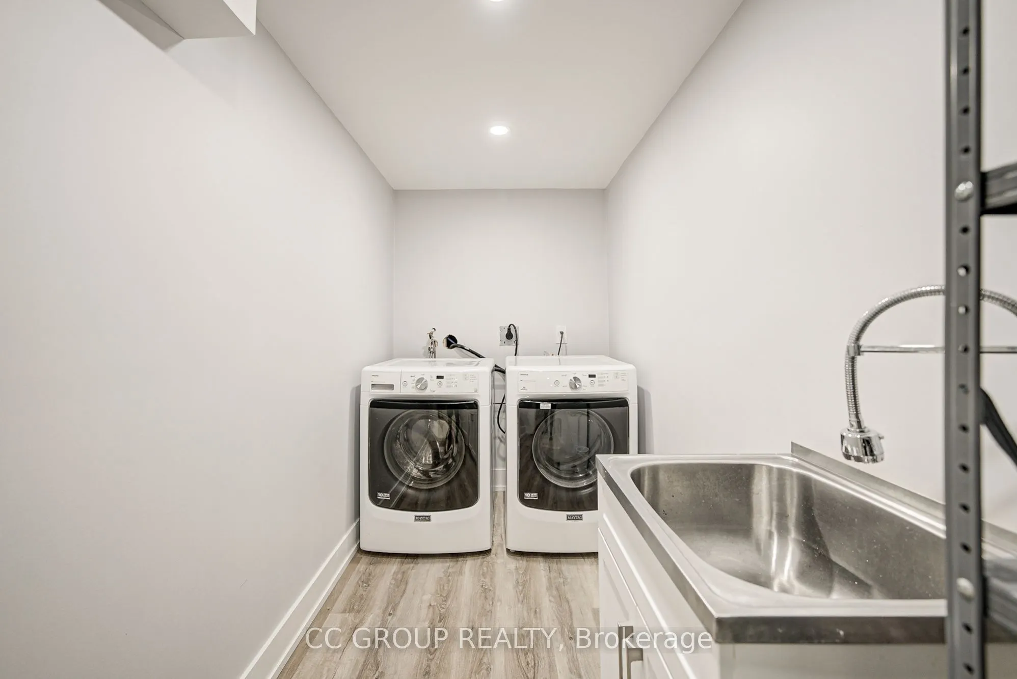 2555 Thomas Street, #67