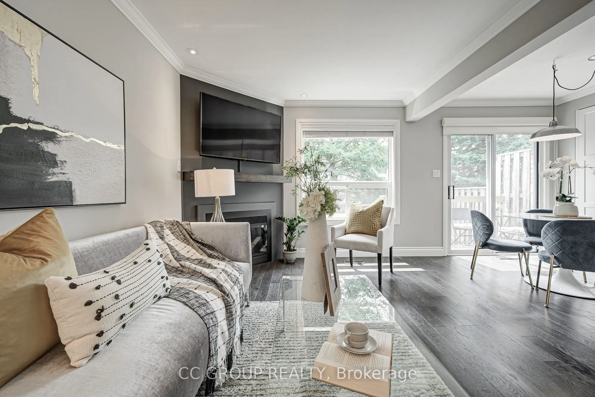 2555 Thomas Street, #67
