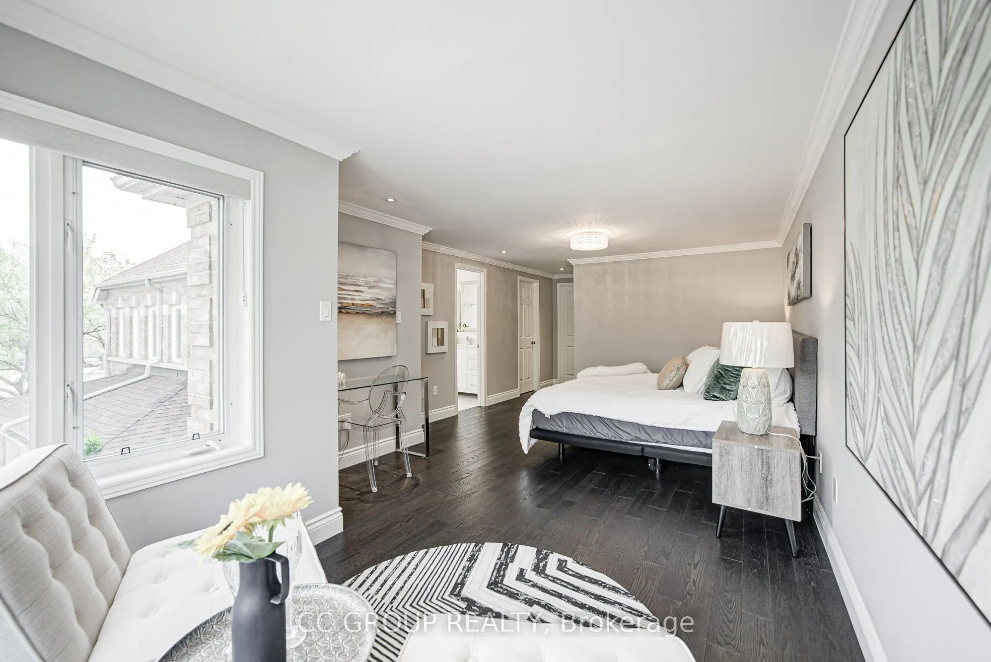2555 Thomas Street, #67