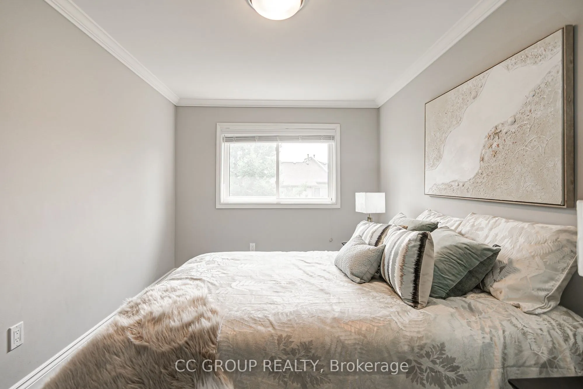 2555 Thomas Street, #67