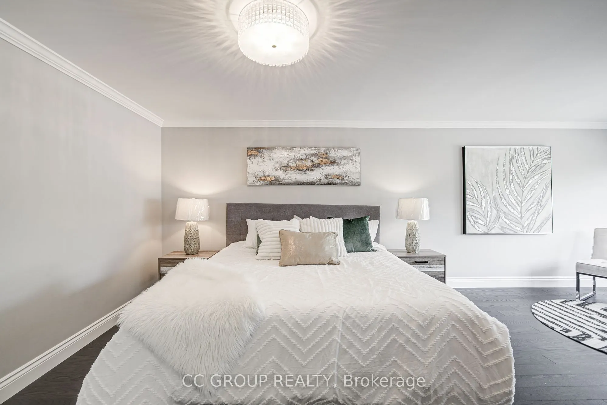 2555 Thomas Street, #67