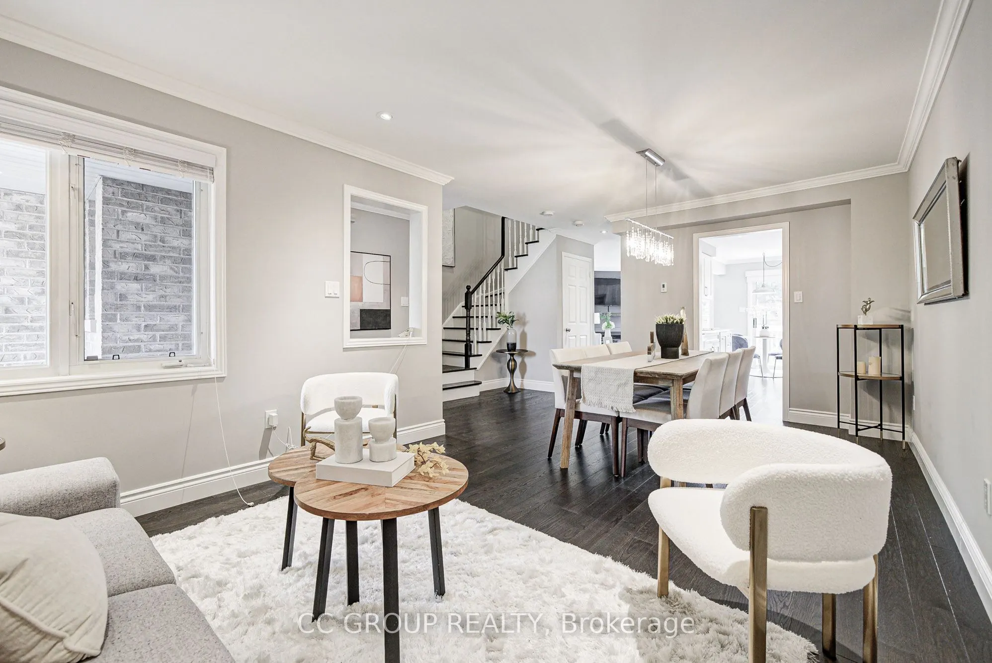 2555 Thomas Street, #67
