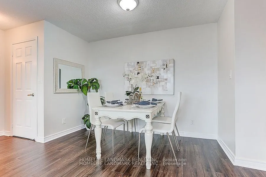 208 Enfield Place, #2907