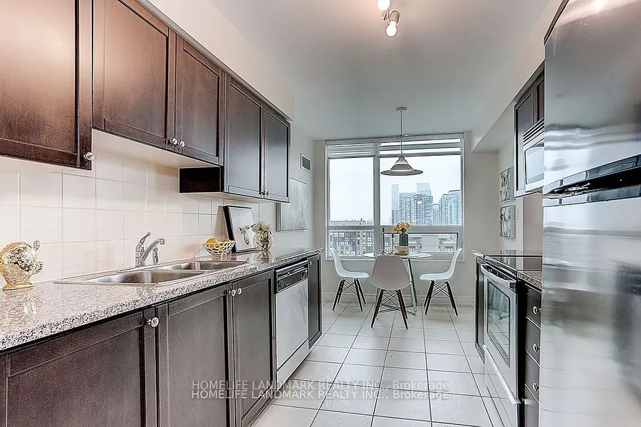 208 Enfield Place, #2907