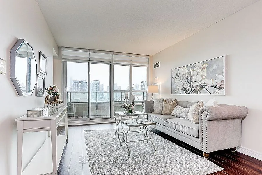 208 Enfield Place, #2907
