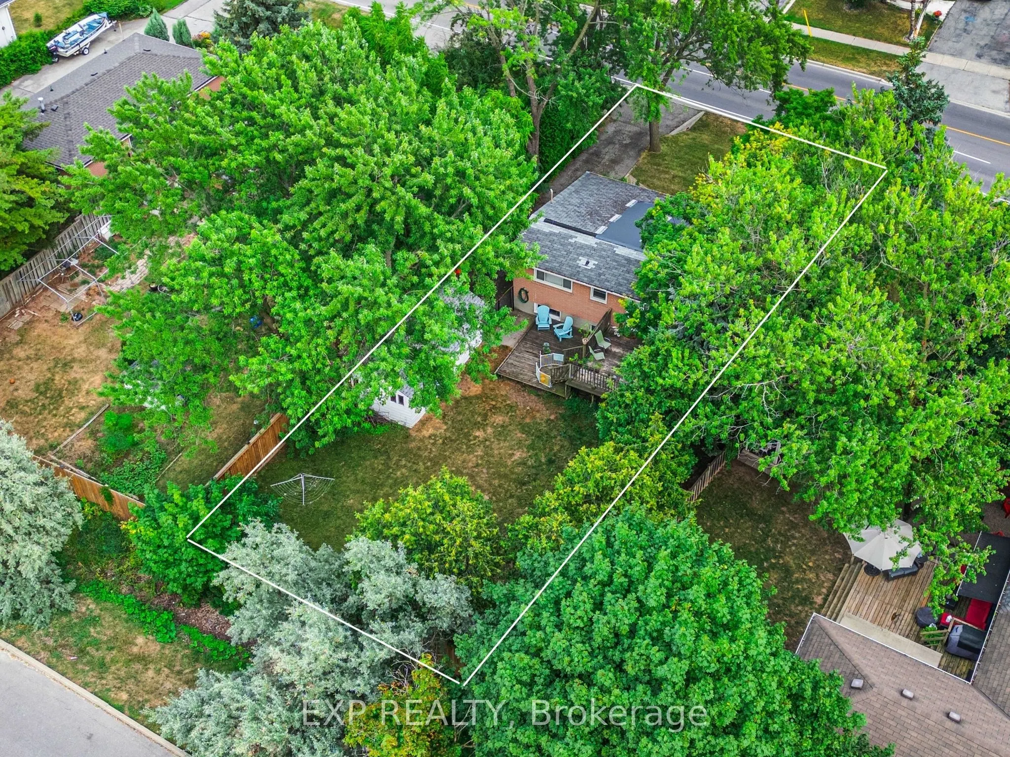 611 Pinegrove Road