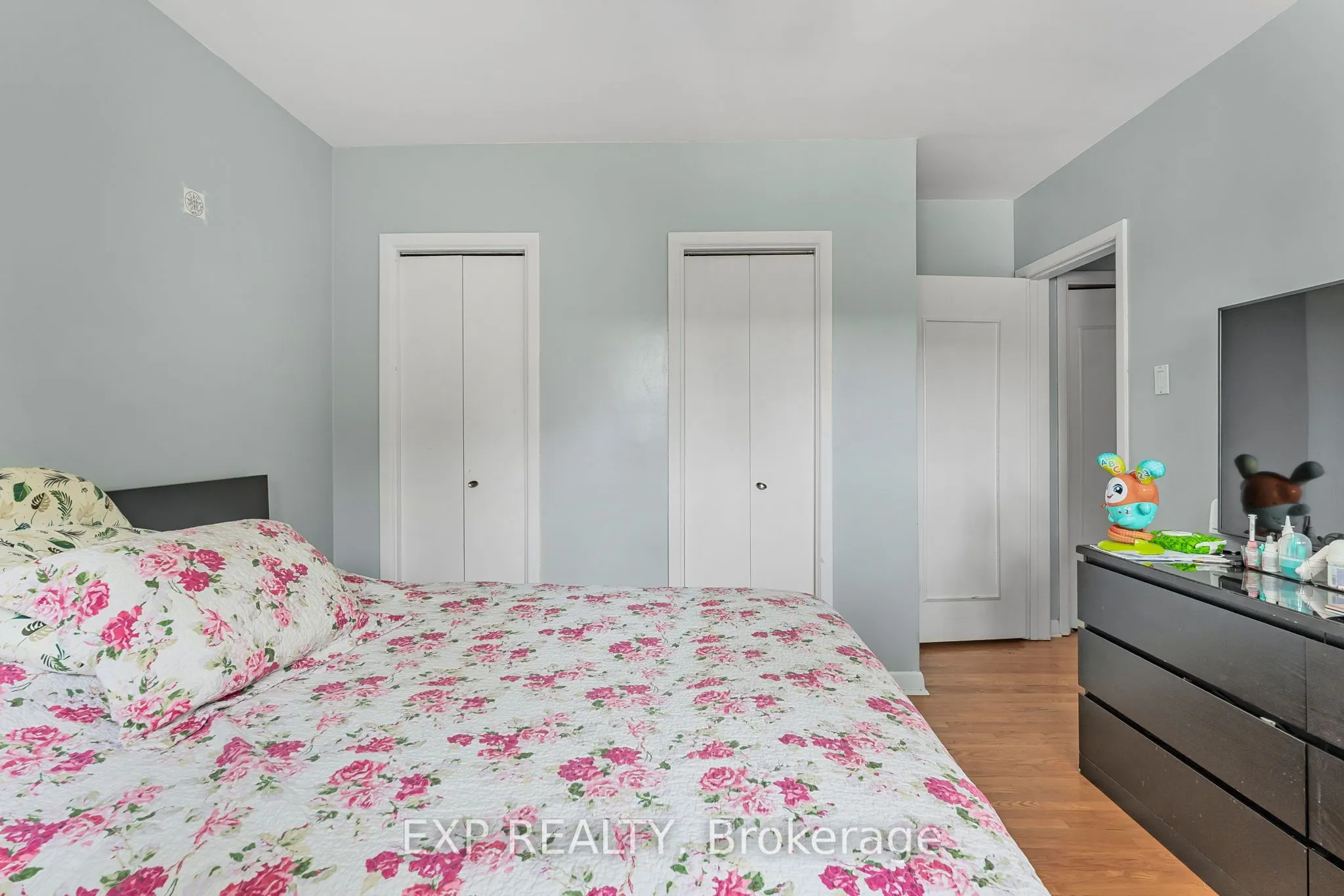 611 Pinegrove Road