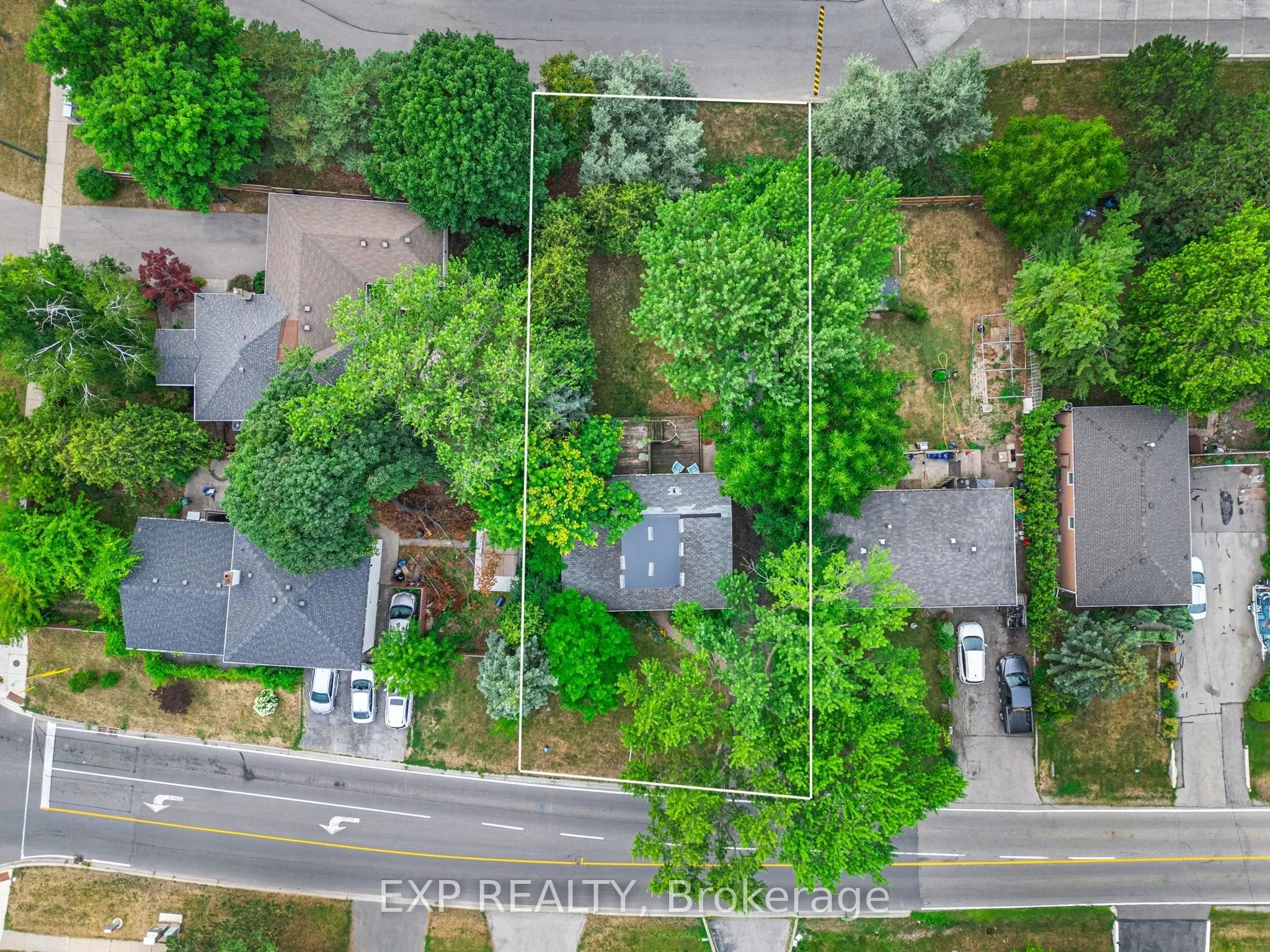 611 Pinegrove Road