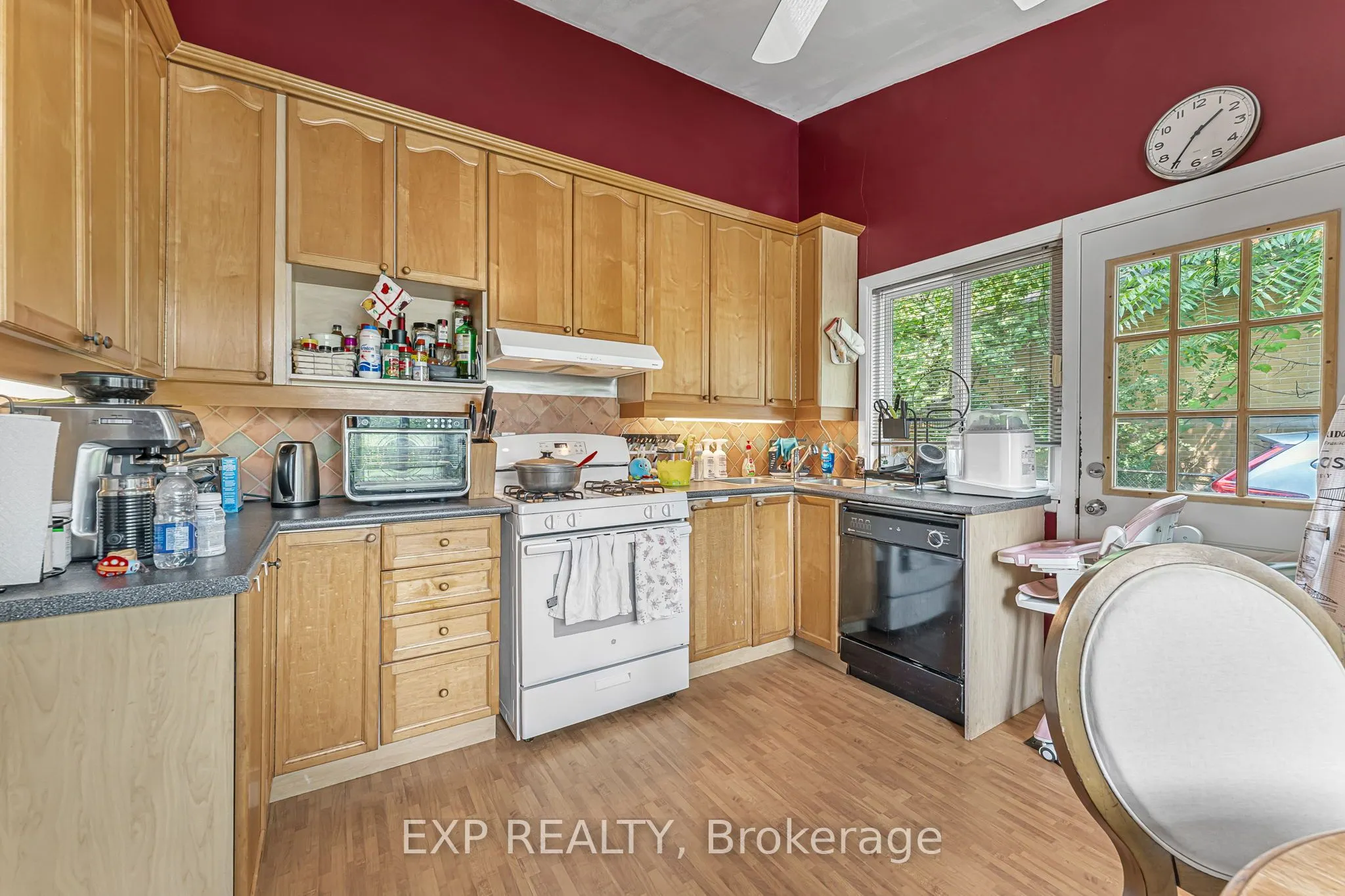 611 Pinegrove Road