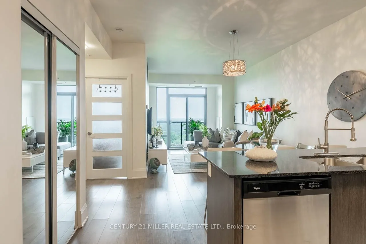 45 Yorkland Boulevard, #904