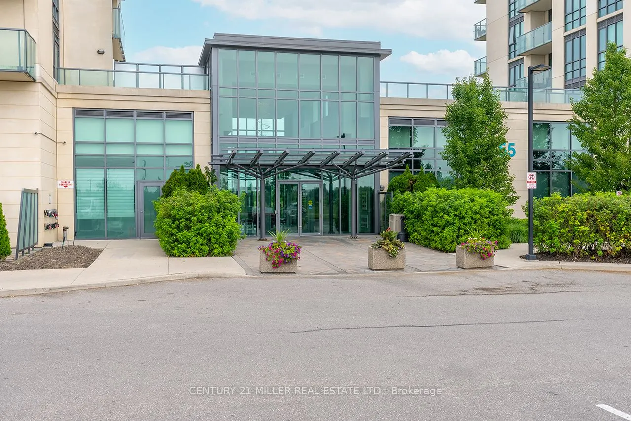 45 Yorkland Boulevard, #904