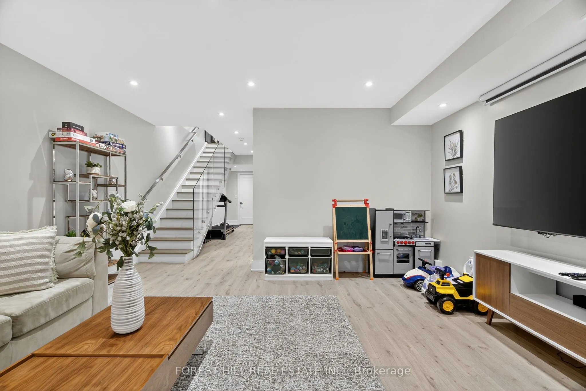 272A Beta Street