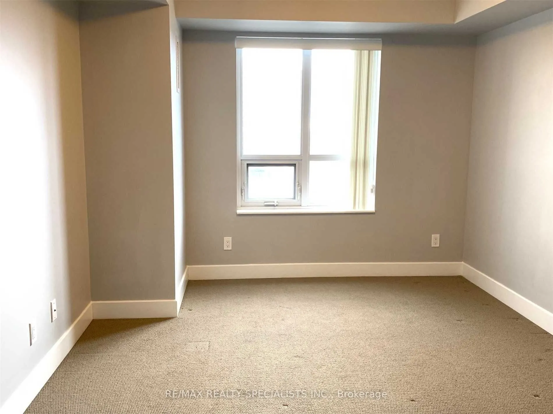 6 Eva Road, #807