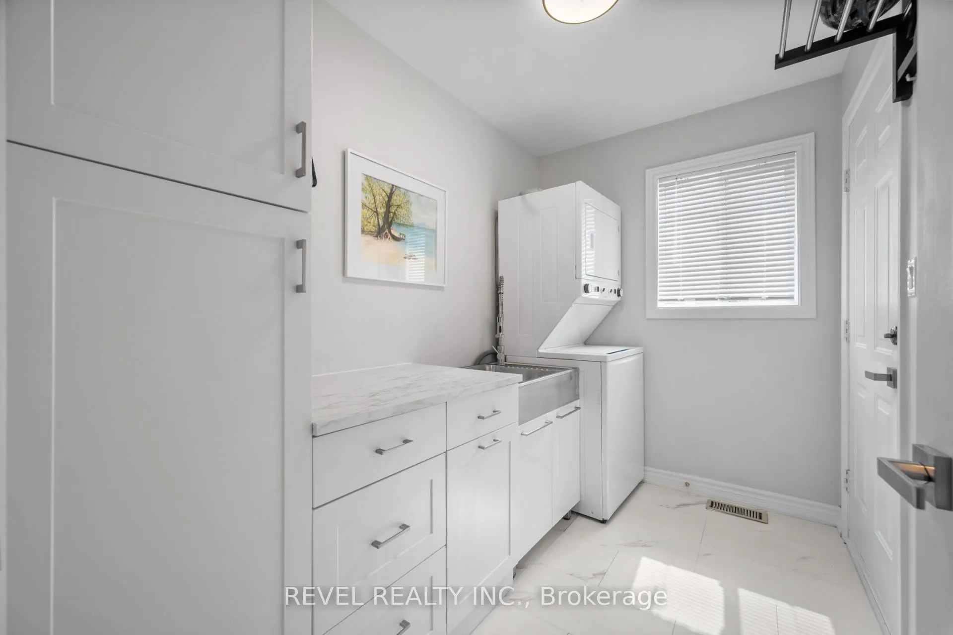 1150 Skyview Drive, #48