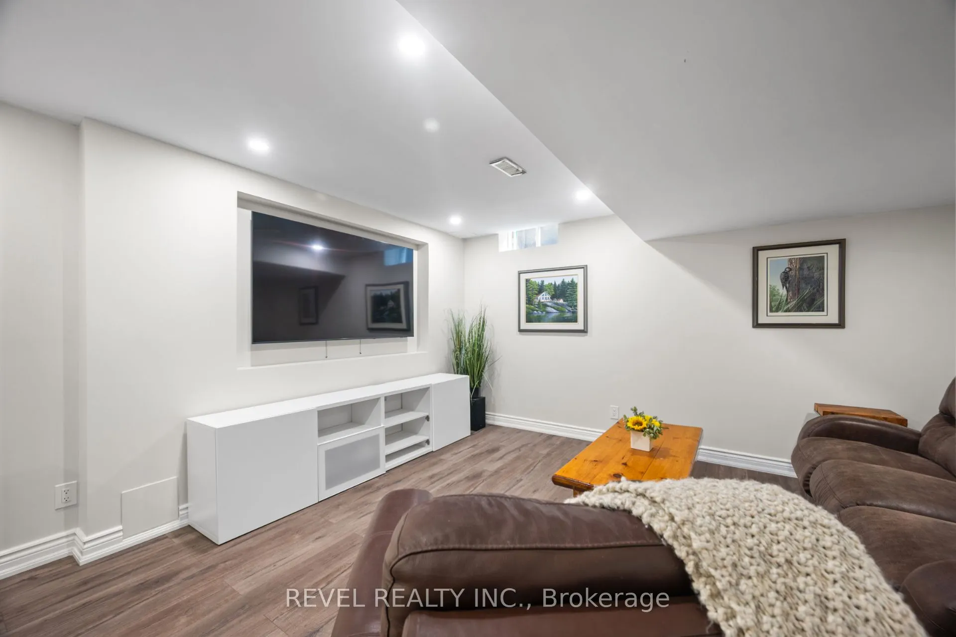 1150 Skyview Drive, #48
