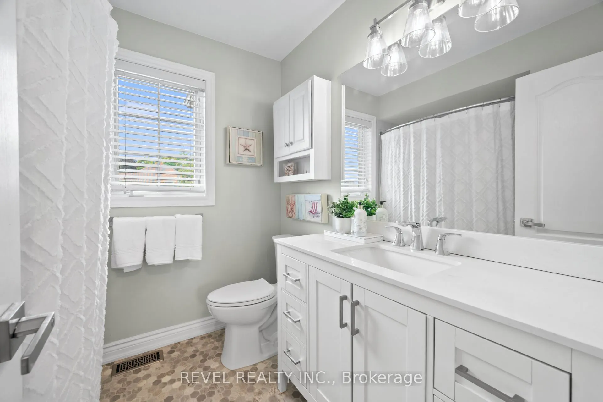1150 Skyview Drive, #48