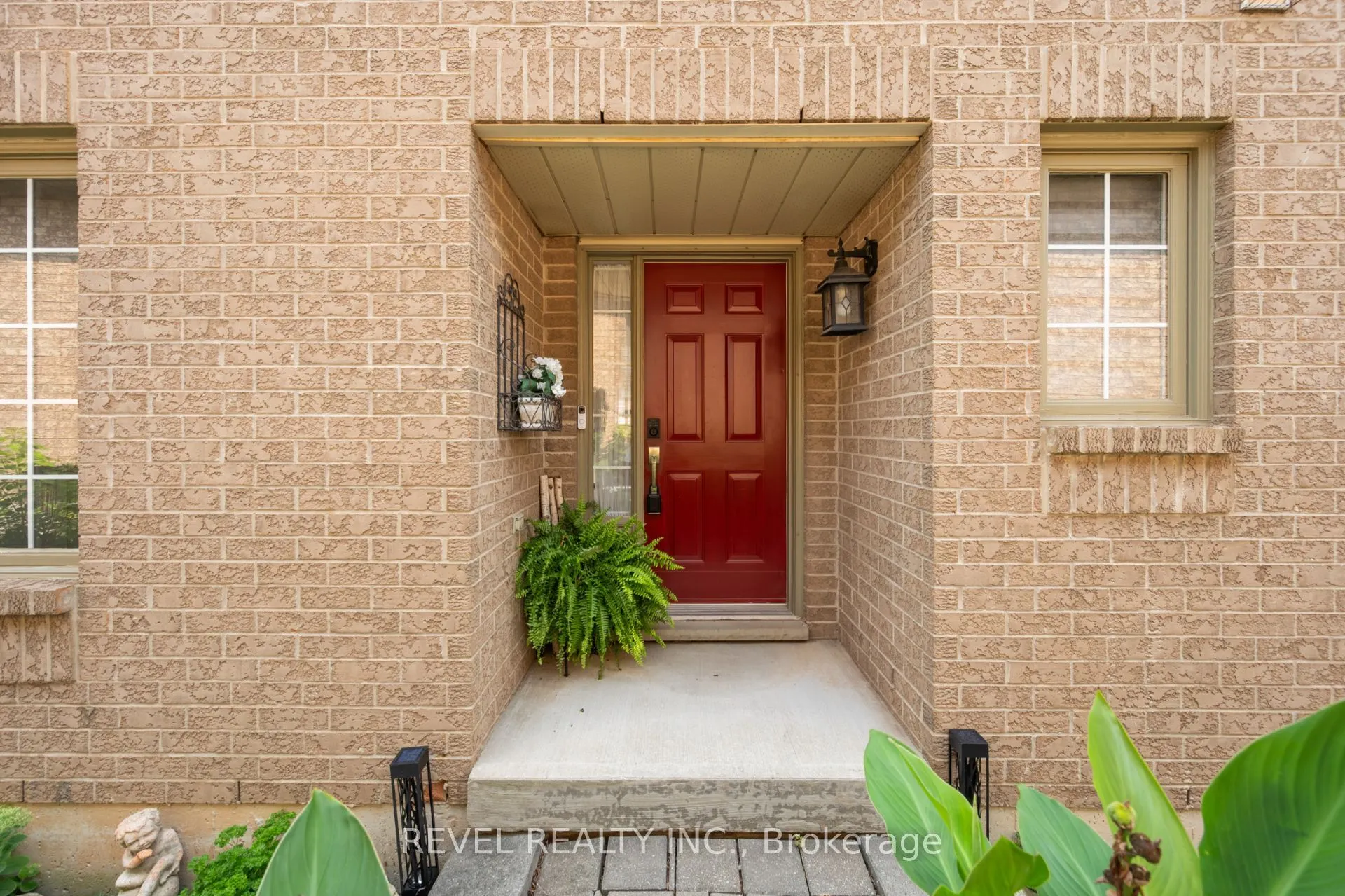 1150 Skyview Drive, #48
