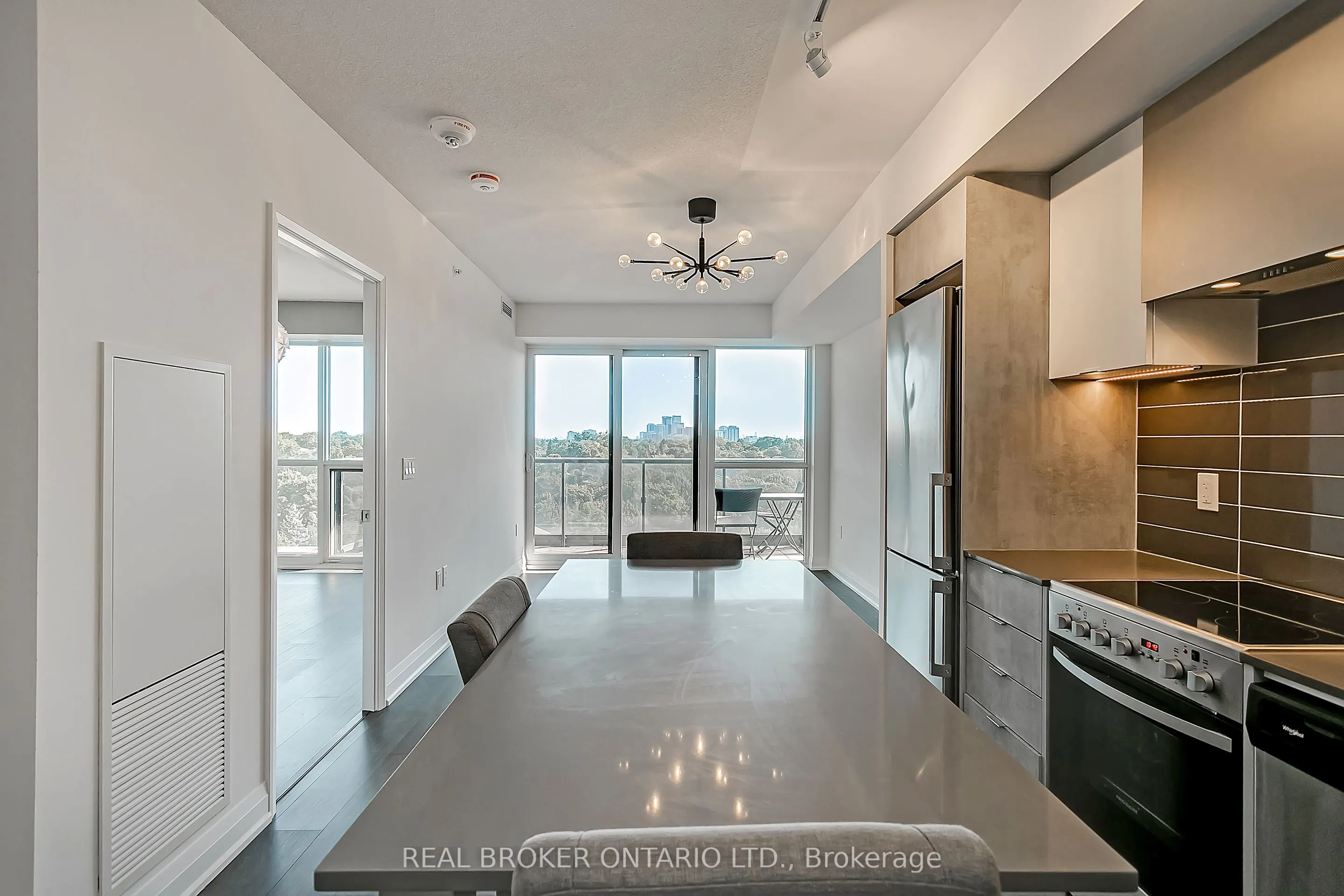 26 Gibbs Road, #832