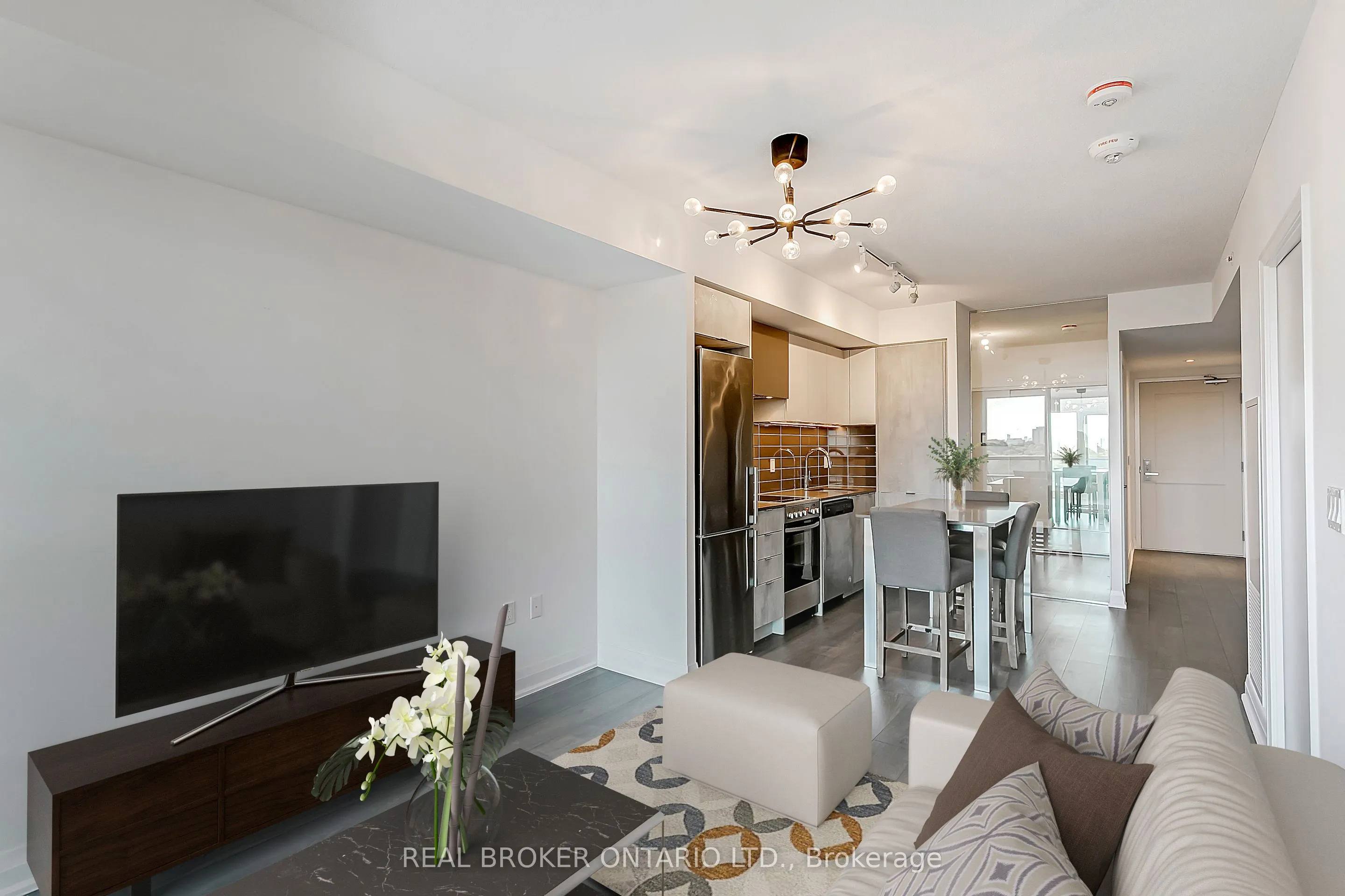 26 Gibbs Road, #832