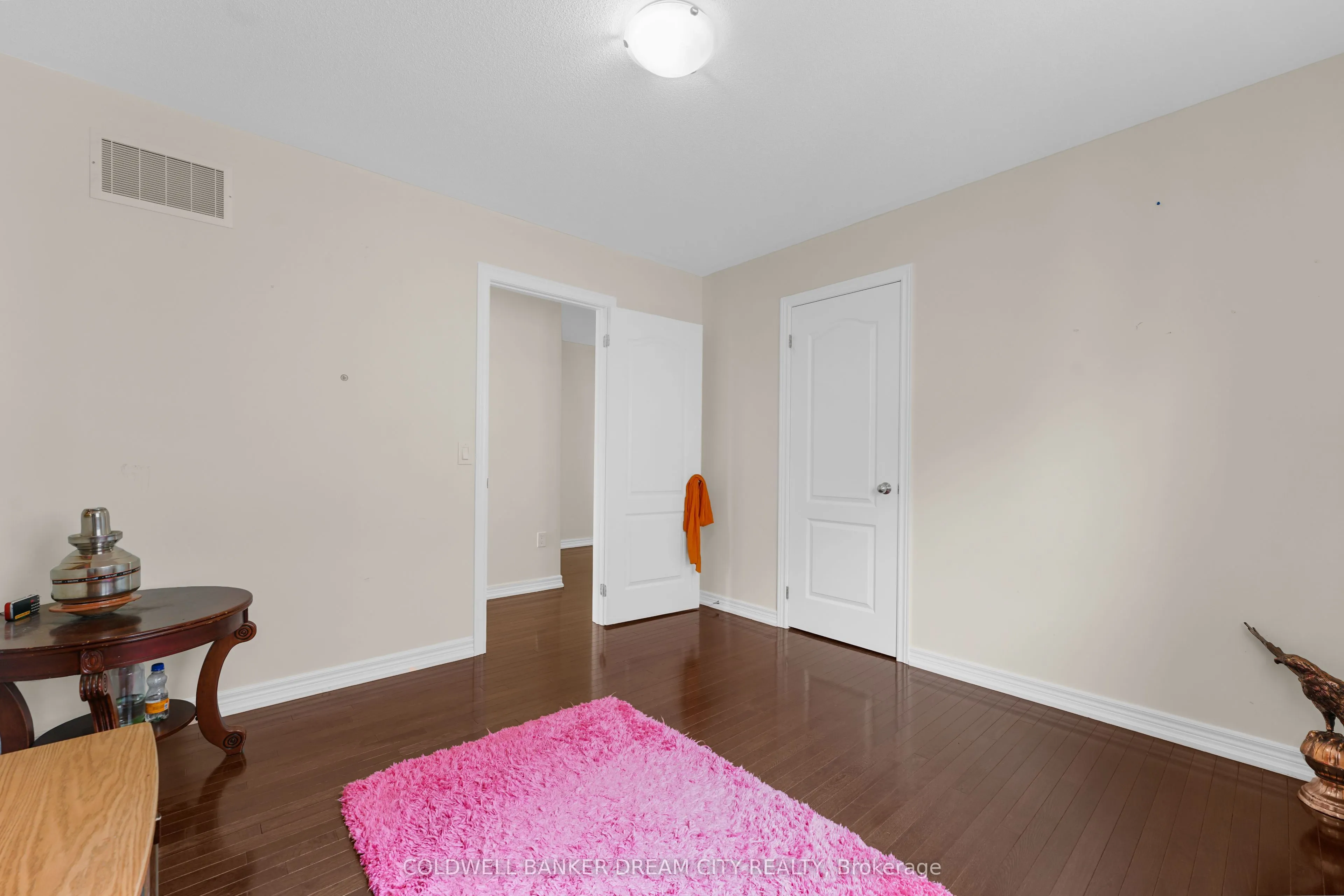 4 Autumn Arbour Road