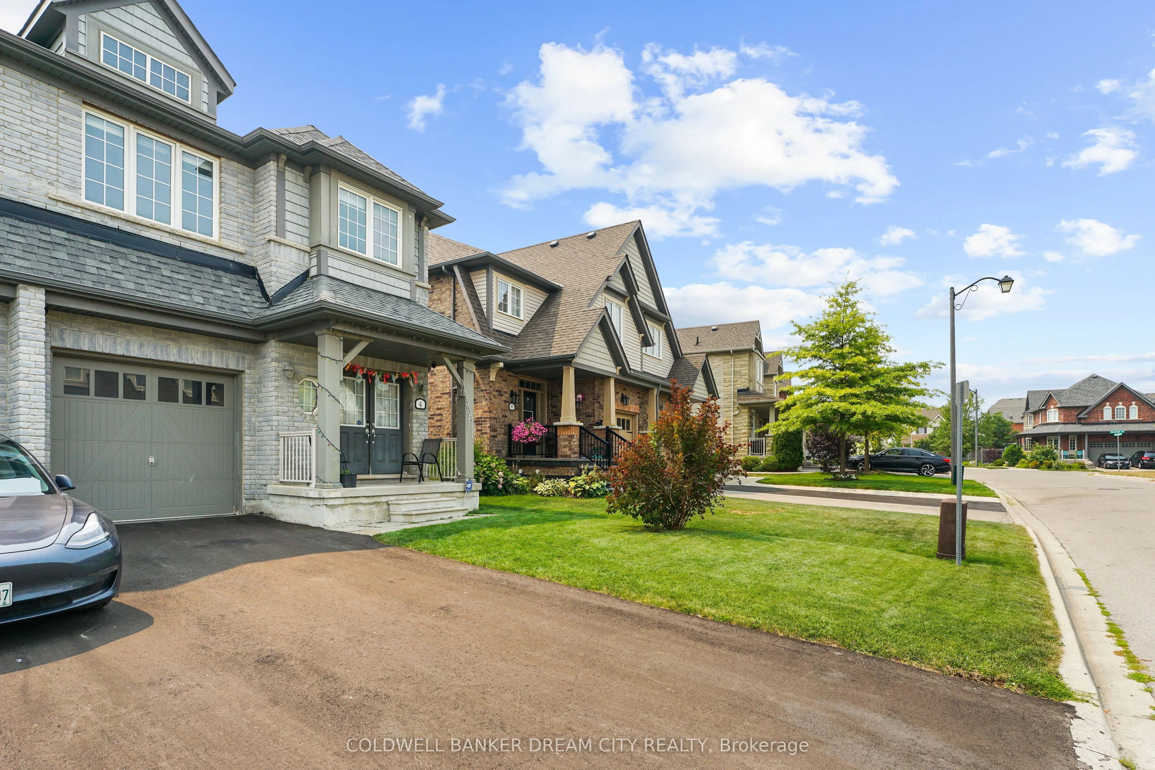 4 Autumn Arbour Road
