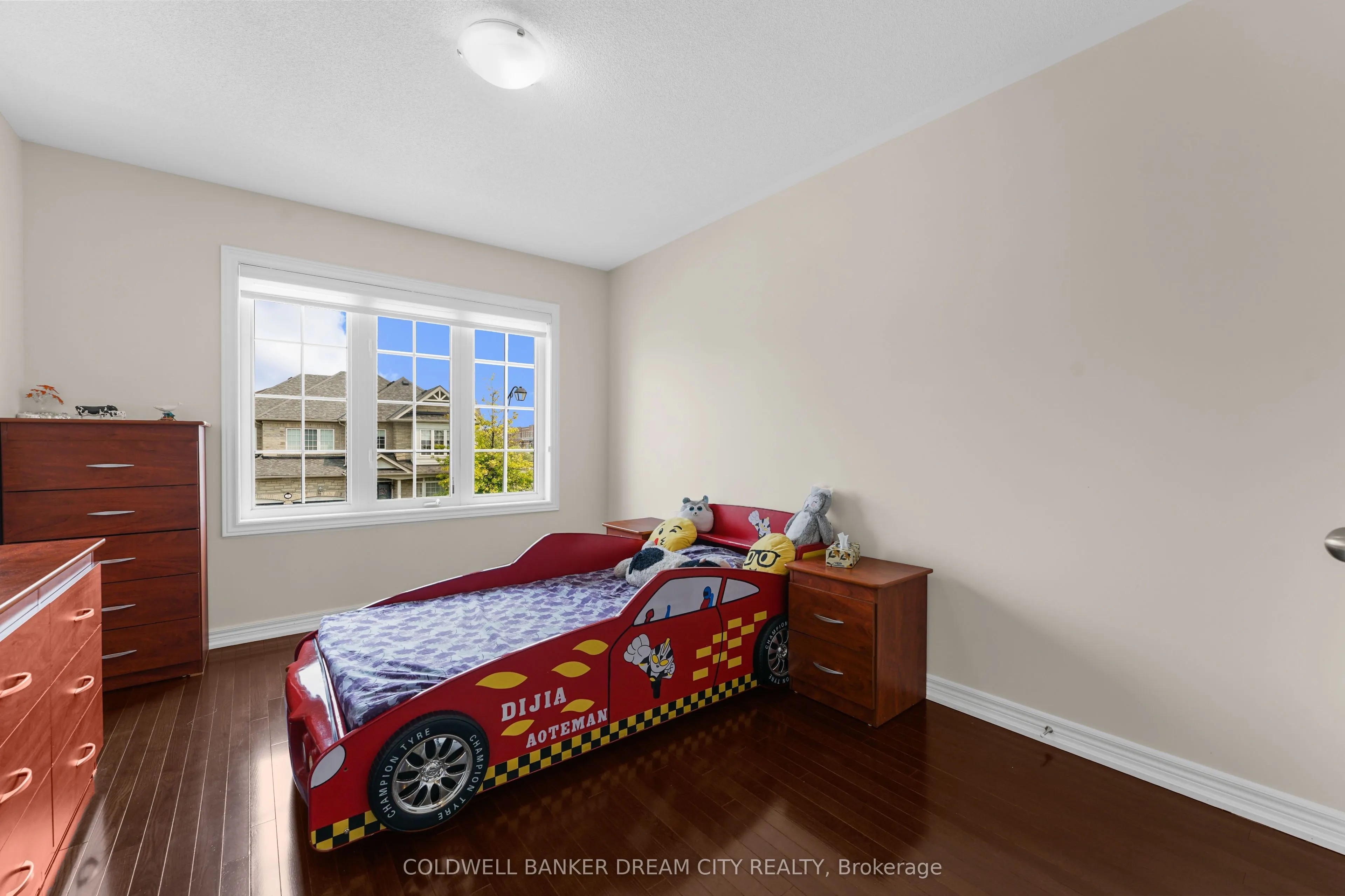 4 Autumn Arbour Road